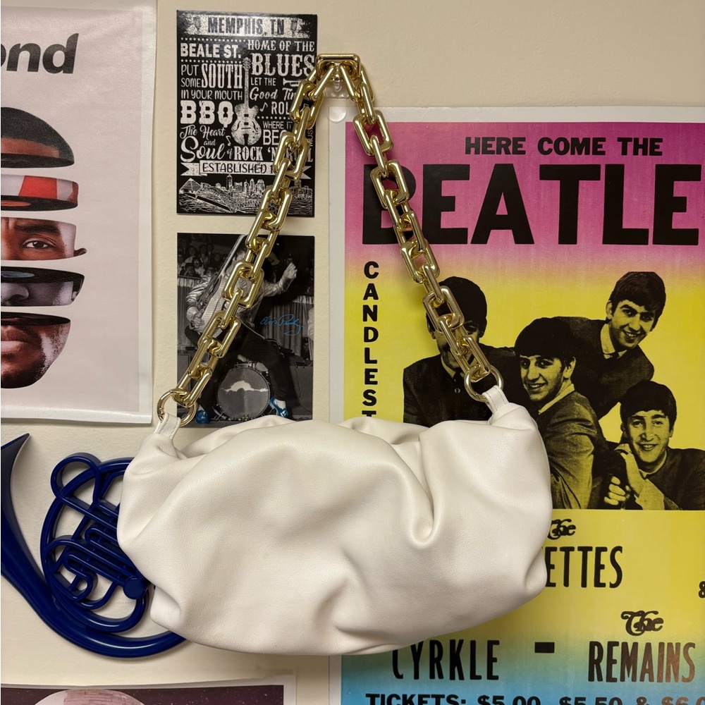 White Chain Shoulder Bag